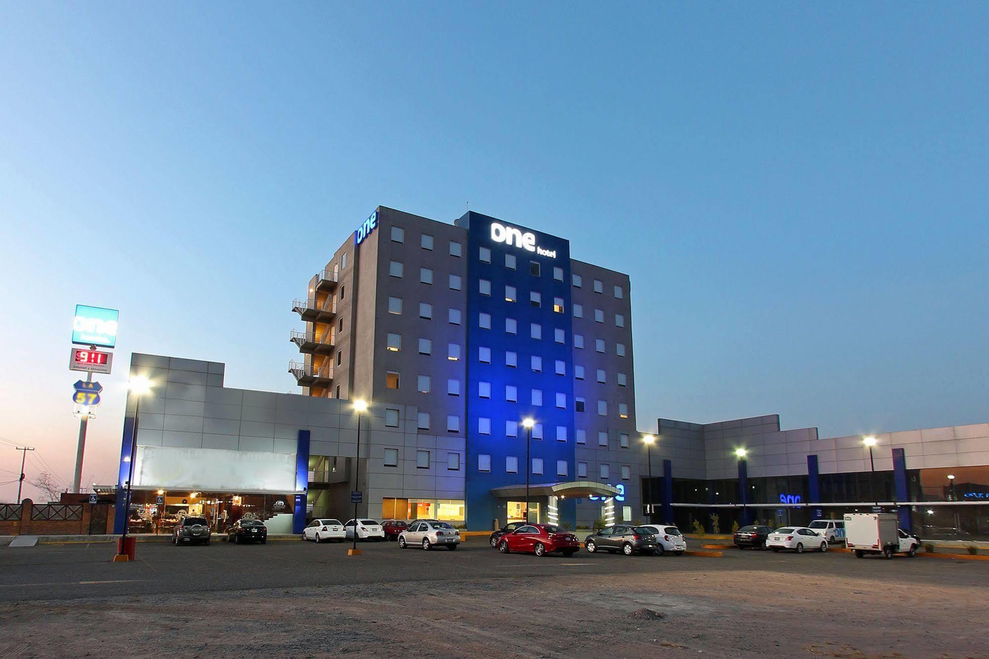 One Queretaro Aeropuerto Hotel El Coyote Exterior foto
